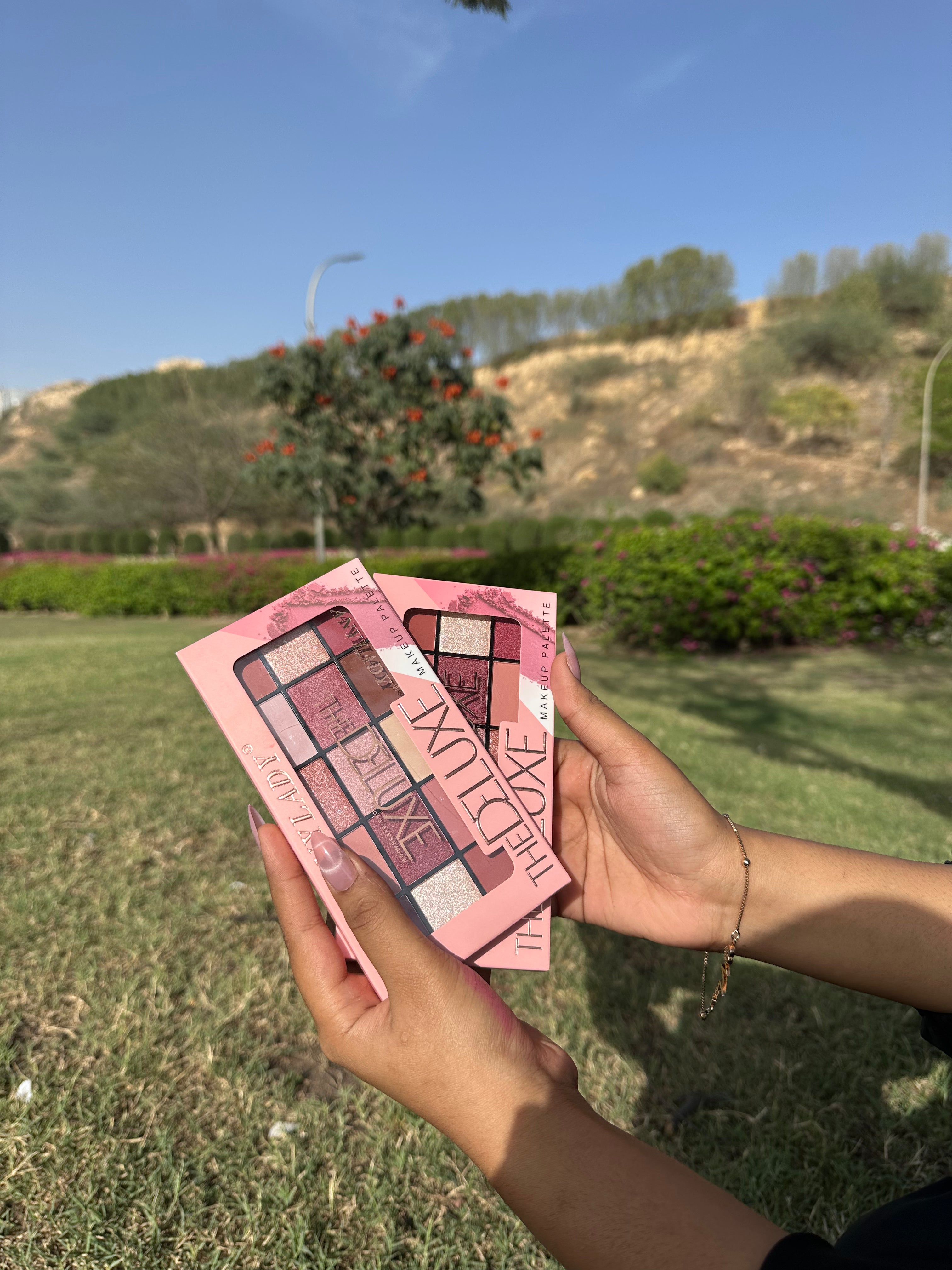 Anylady The Cake Nude Eyeshadow Palette