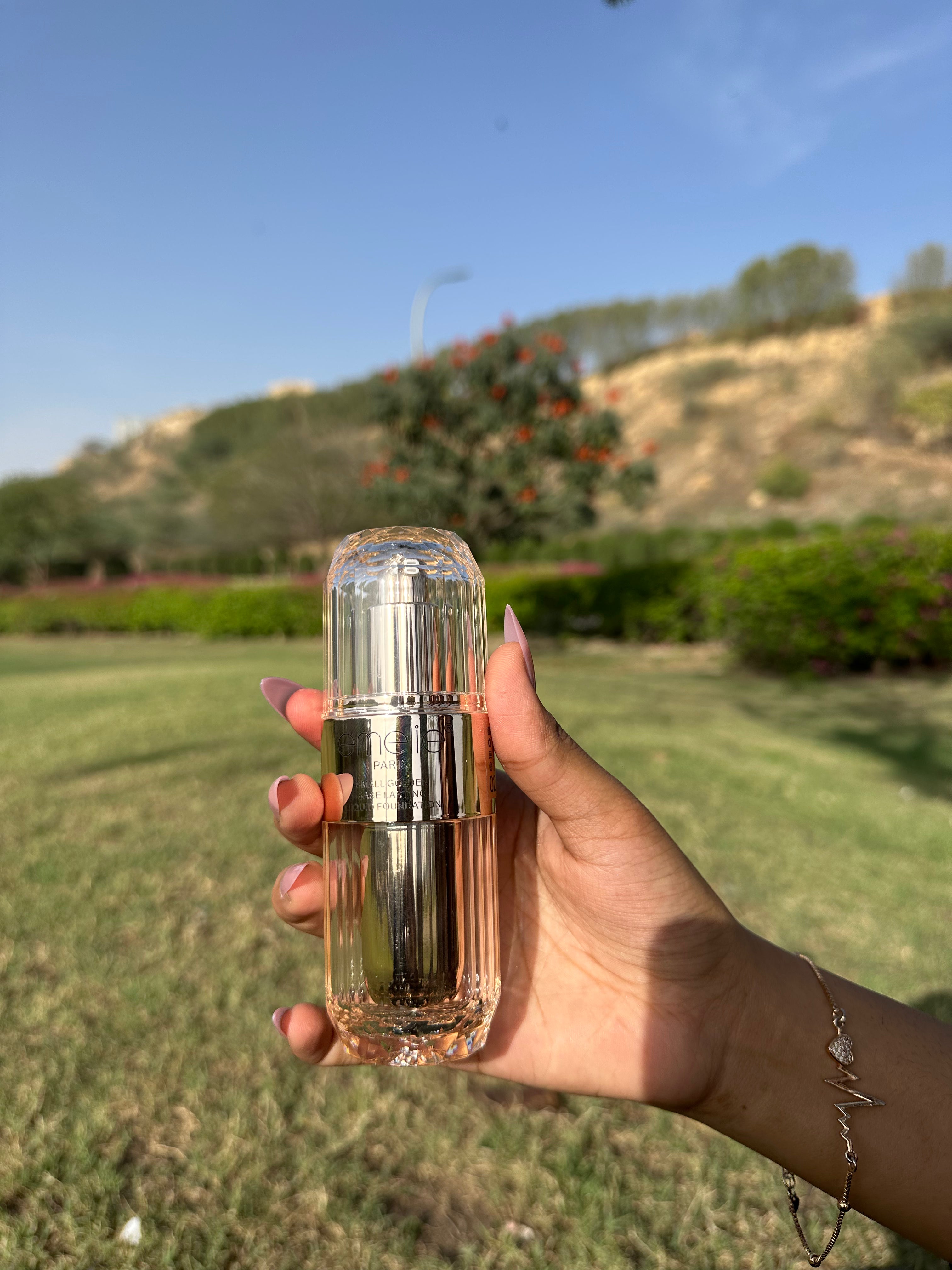 Emelie Paris Liquid Foundation - 30spf