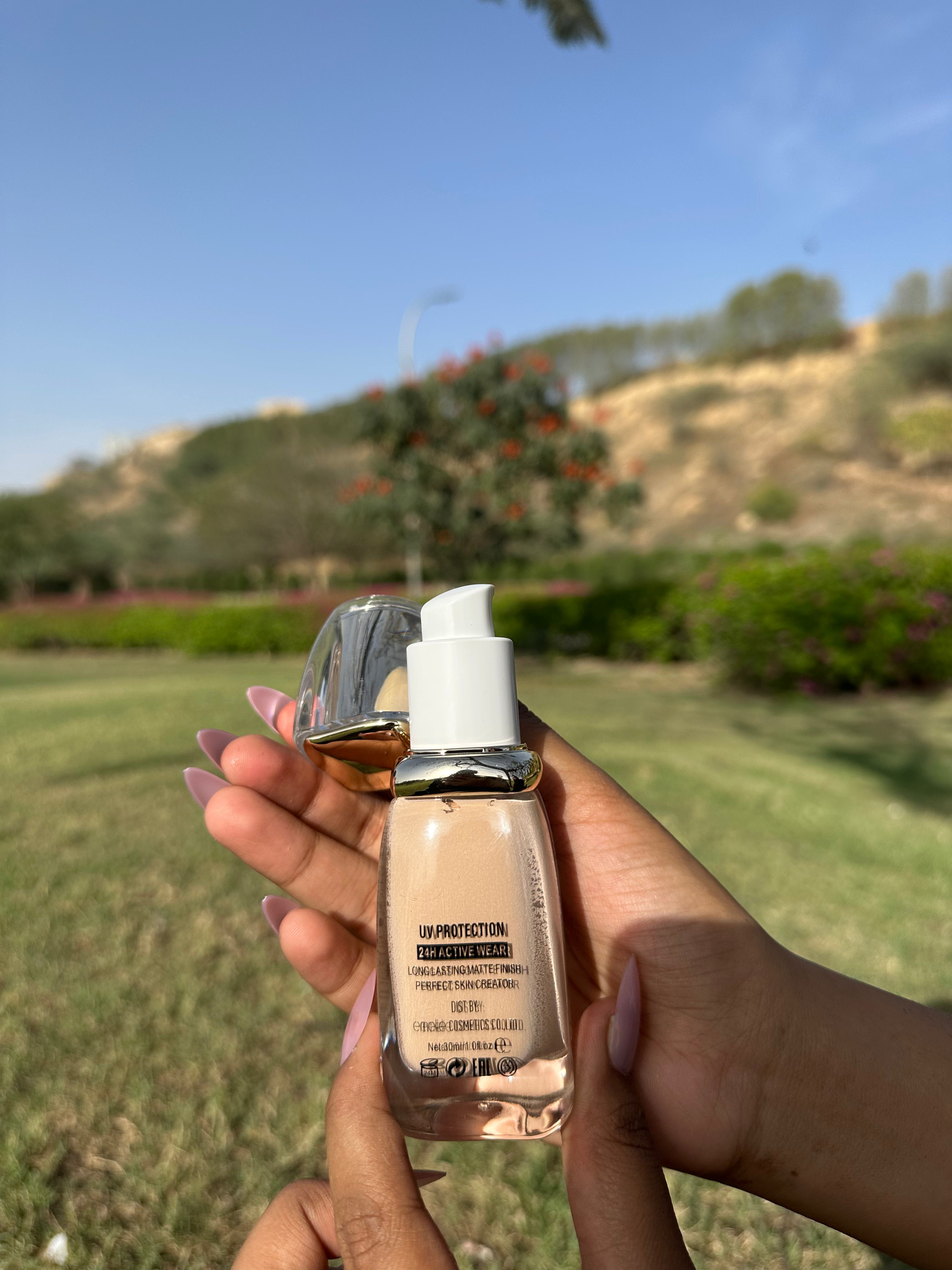 Emelie Paris Liquid Foundation - 50spf