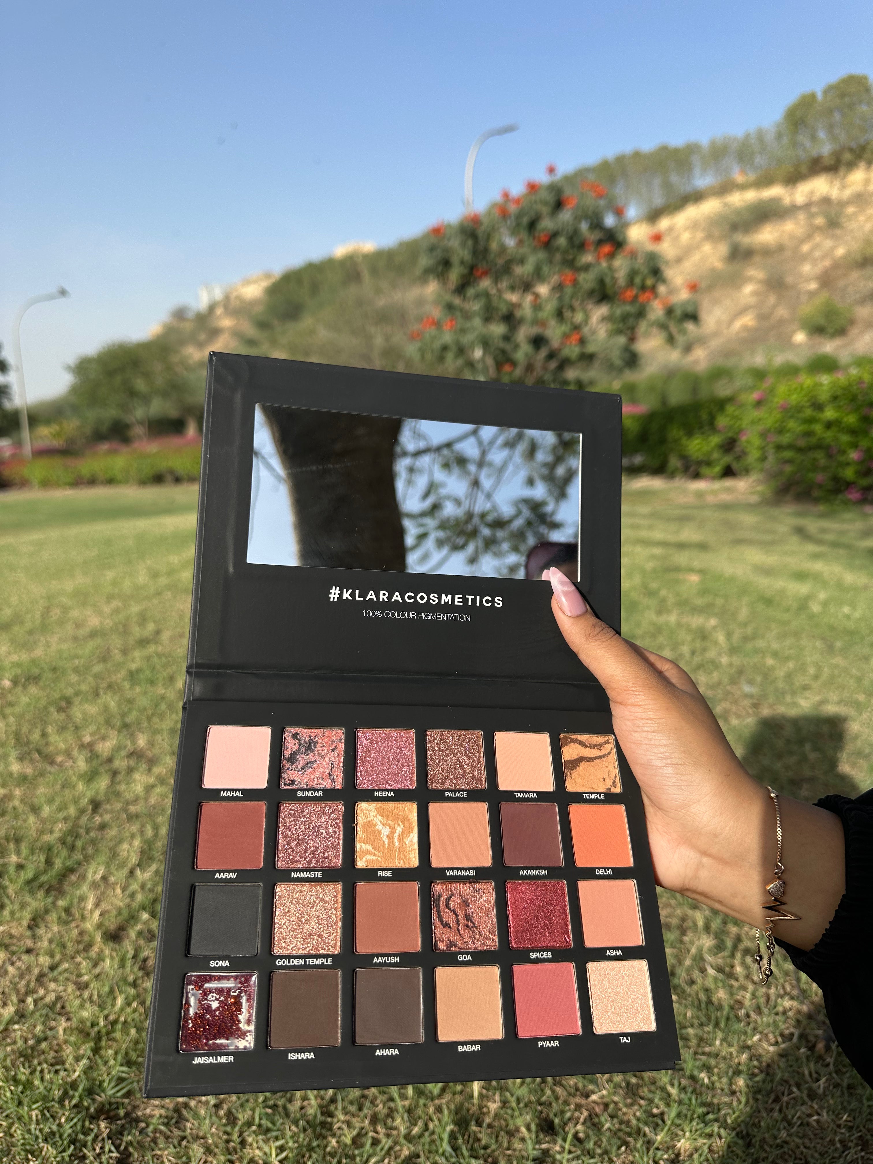 Klara Cosmetics Mumbai Eyeshadow Palette – 24 Shades