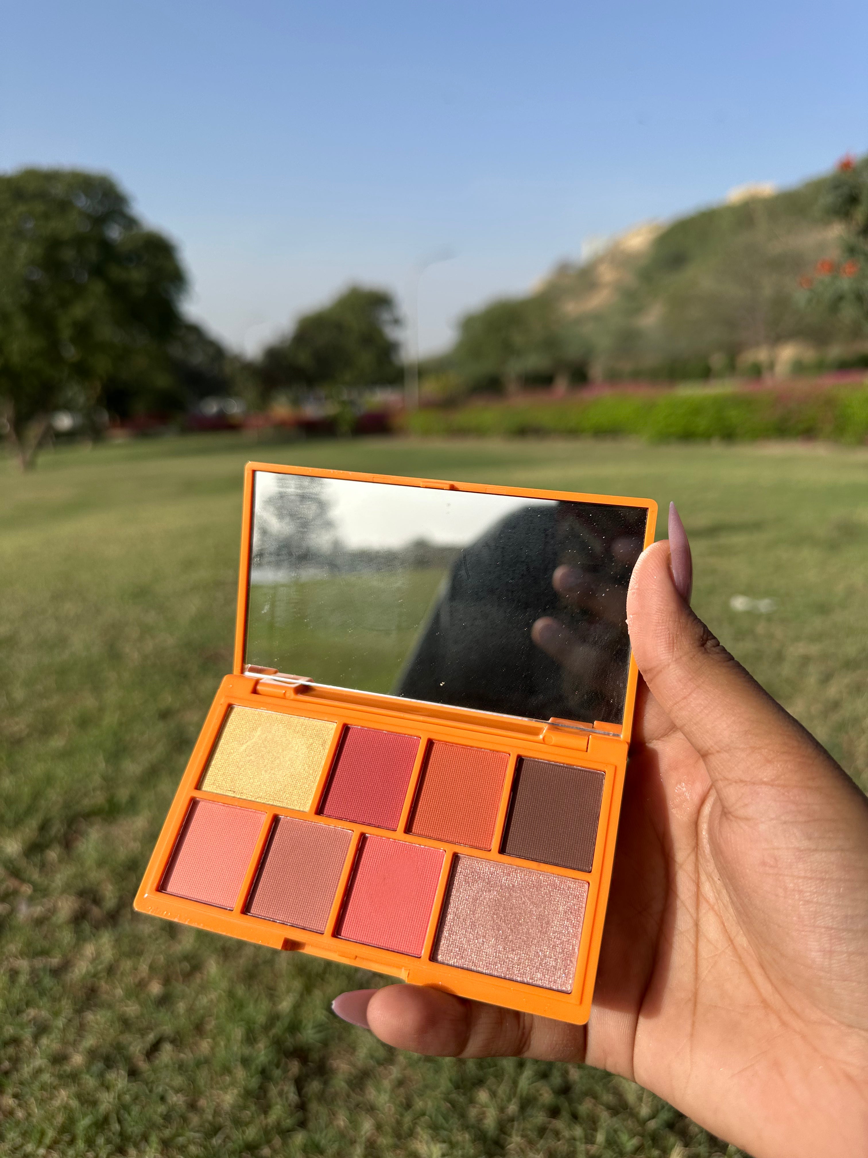 Revolution Choco And Mint Eyeshadow Palette