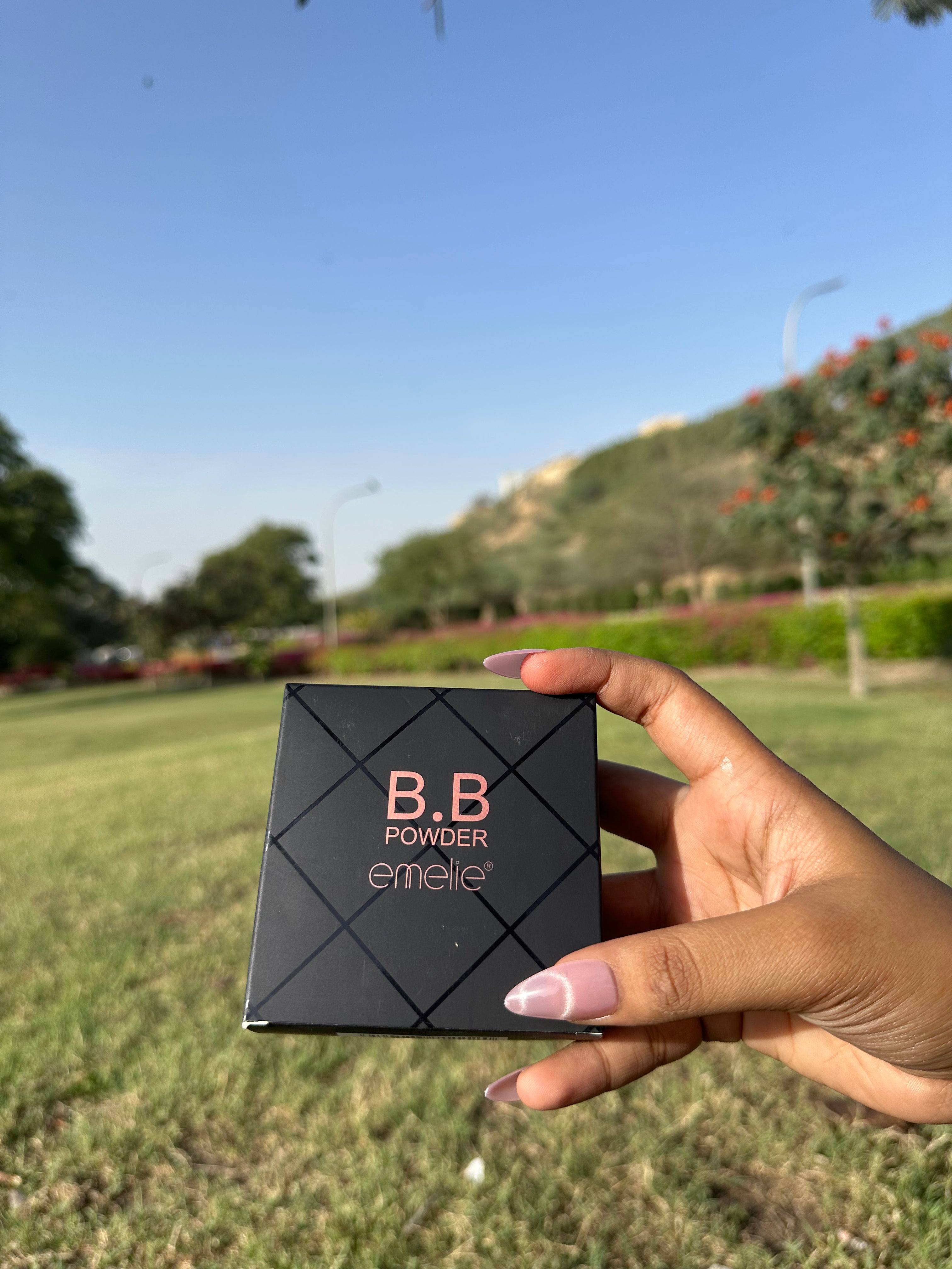 Emelie BB Water Proof Face Powder